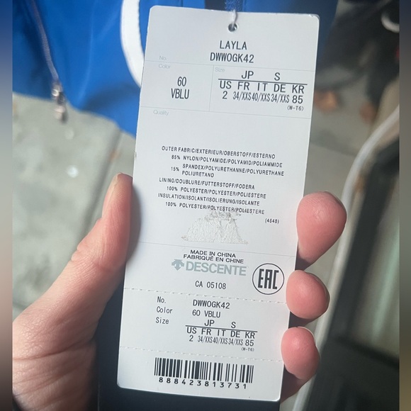 Womens Descente Ski Jacket - Picture 5 of 5